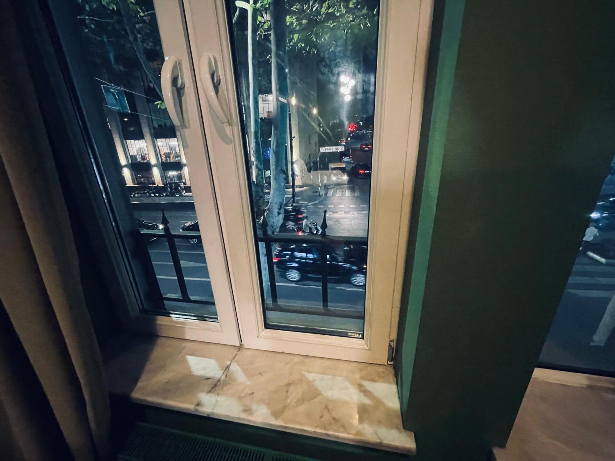 Freeze Inn Tbiliszi Kültér fotó